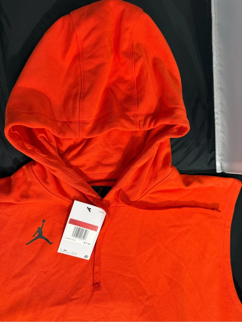 Jordan sleeveless crewneck